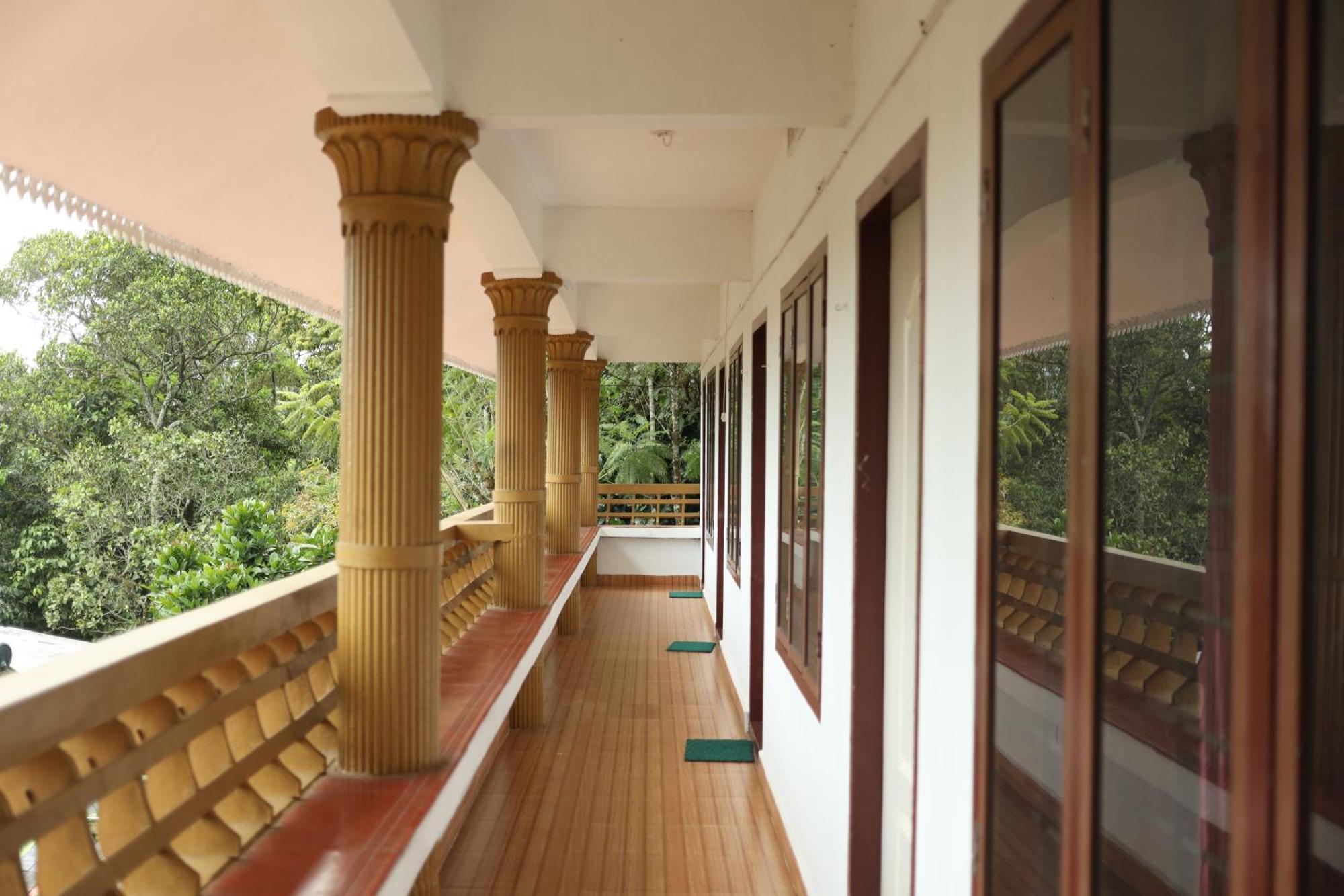 Ashramam Health Resort Kattappana ภายนอก รูปภาพ